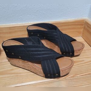Women’s 7.5M Black Crisscross Cork Wedge Heel Sandal Business Crown Vintage